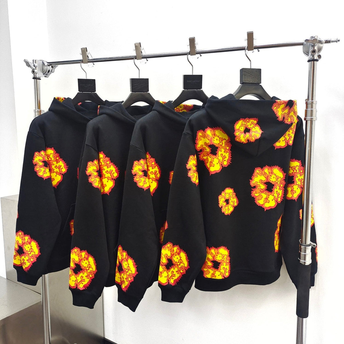 Black Cotton Floral Print Pullover - Men's