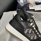 B27 Low Black Oblique Sneakers