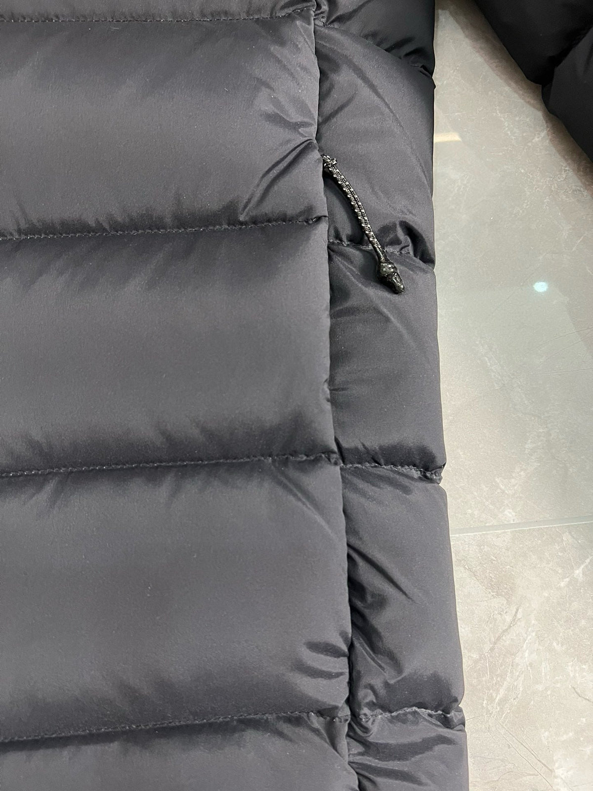 Schwarze Steppjacke - Herren