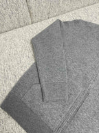 Grauer Strick-Monogramm-Troyer - Herren