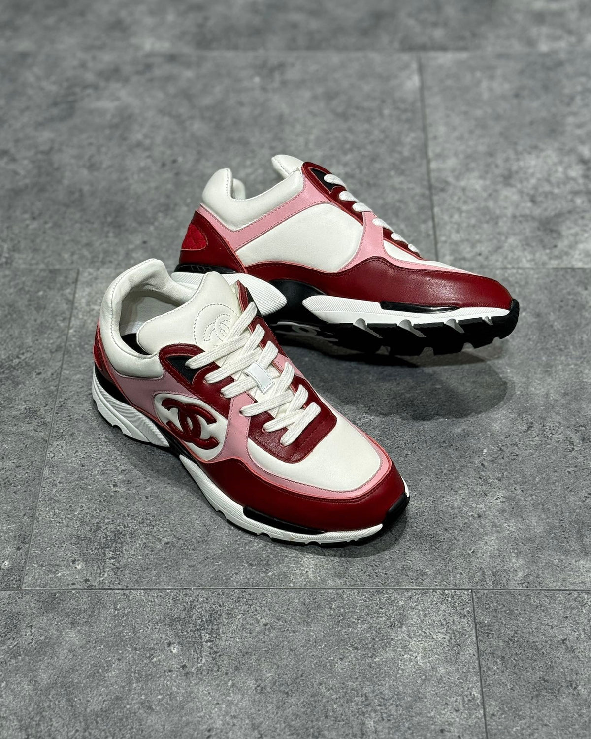 White Mesh Colourblock Chunky - Women's
