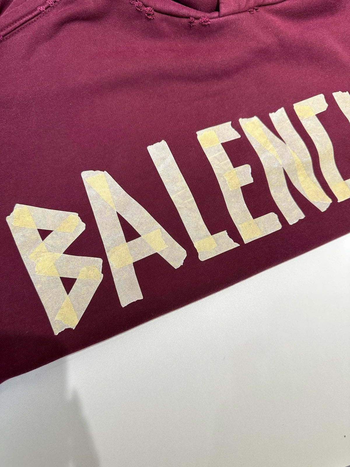 Marineblauer Baumwoll-Pullover mit kräftigem Text - Herren