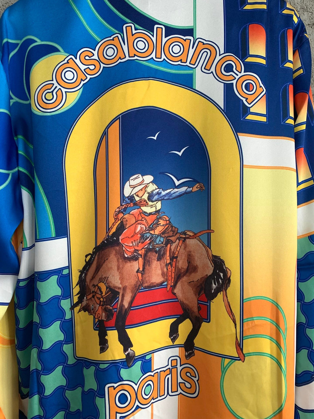 Blaues Seidenhemd mit geometrischem Muster – Herren