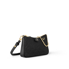 Easy Pouch On Strap – it can be worn on the shoulder, with the chain or the strap for a short carry, or – LUX VERSE Luxury Designer Fashion Outlet