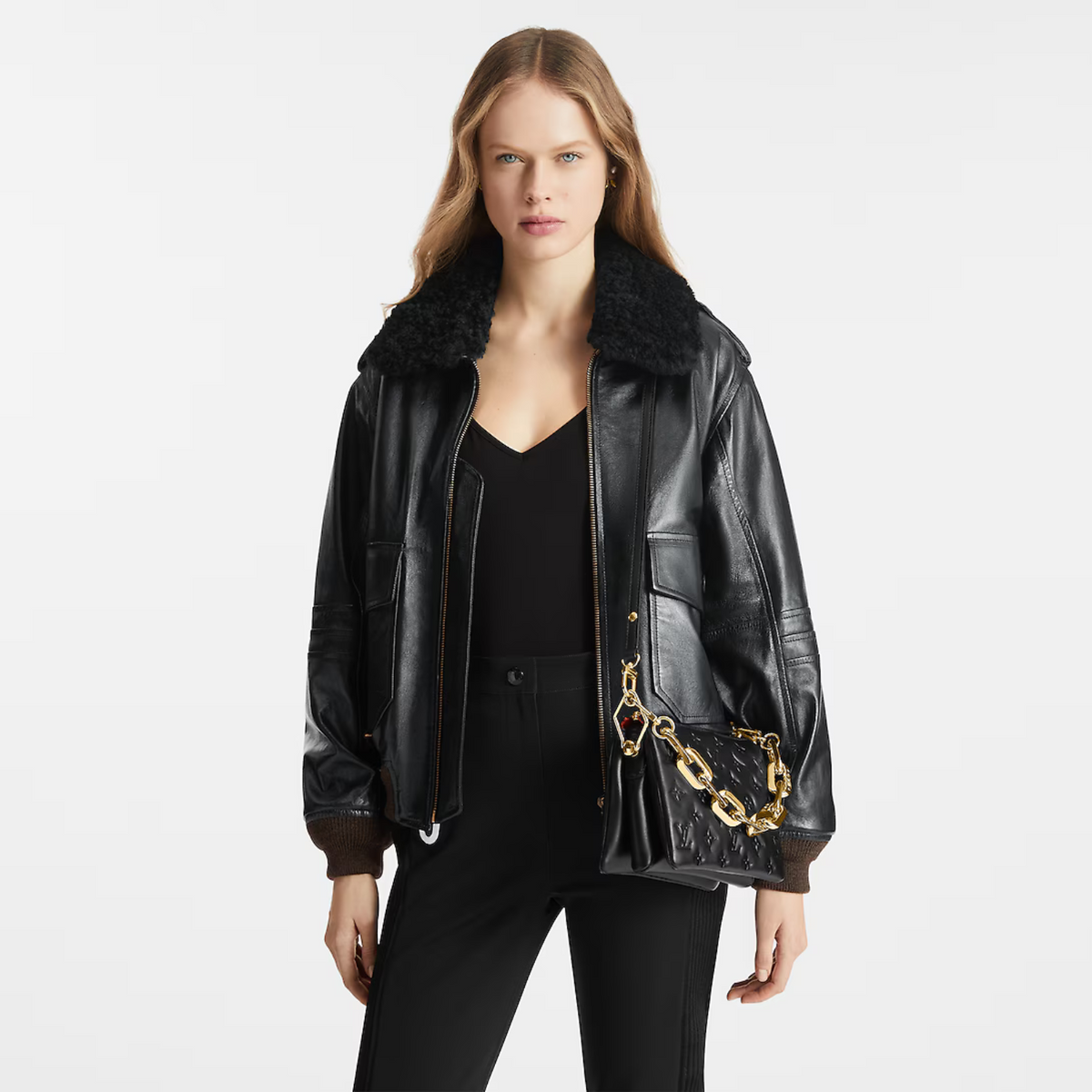 Coussin BB Monogram Pattern – a chunky gold-color chain and a thin leather strap, both removable, enable different – LUX VERSE Luxury Designer Fashion Outlet