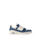 Trainer Smooth Sneaker – rubber signatures and a technical rubber outsole complete this cult design, which – LUX VERSE Luxury Designer Fashion Outlet