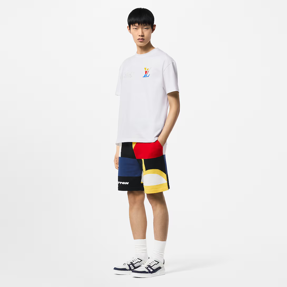 Trainer Sneaker – the upper is made of a mix of reflective and technical materials and features – LUX VERSE Luxury Designer Fashion Outlet