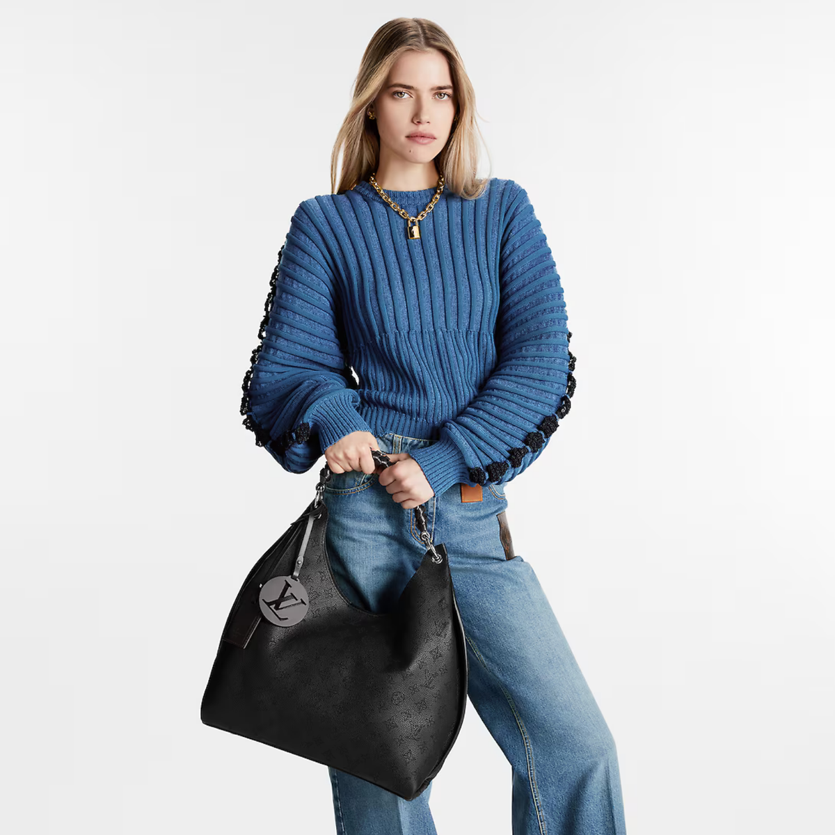 Carmel Calf Leather – the supple leather and the soft form of the bag combine to make it exceptionally – LUX VERSE Luxury Designer Fashion Outlet
