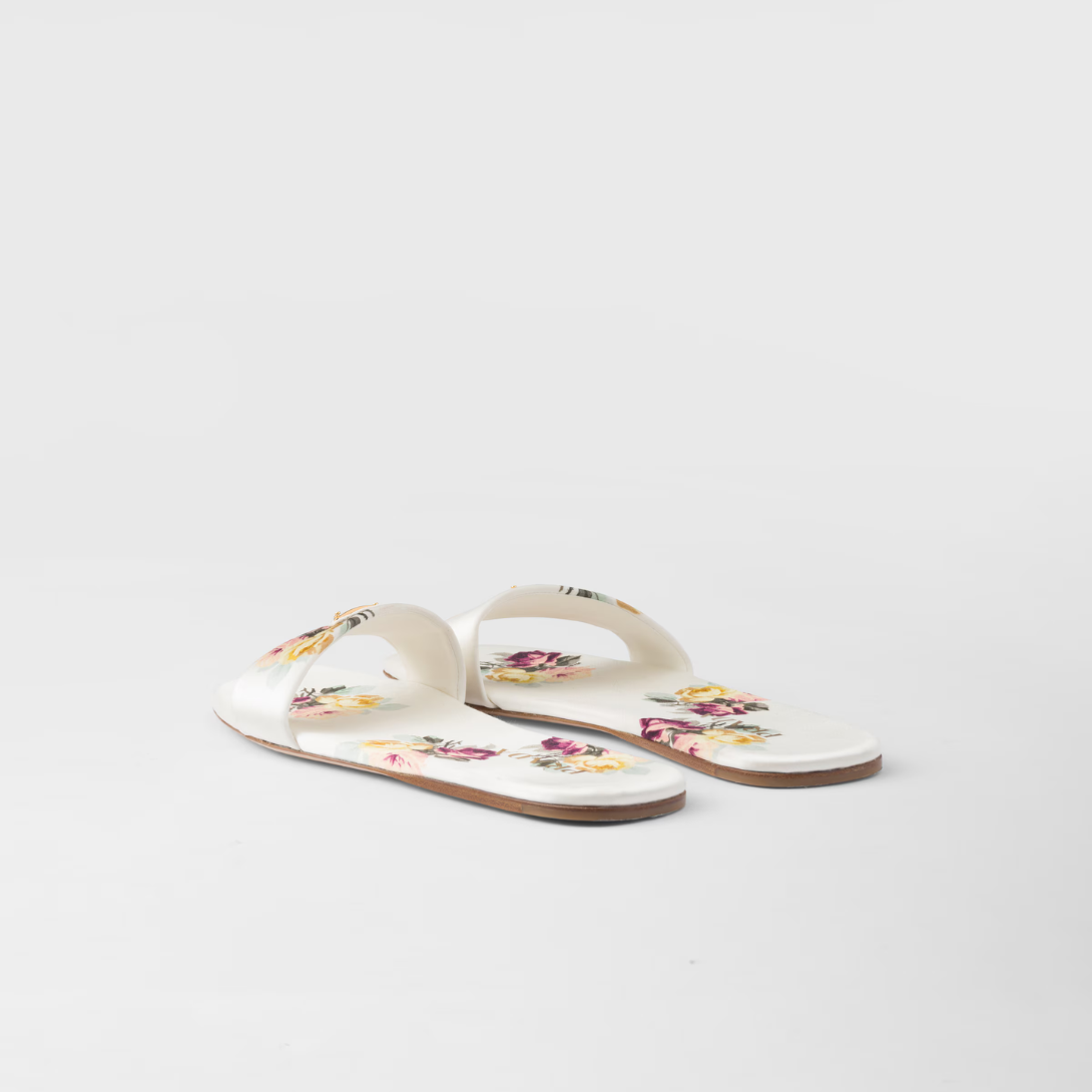 Printed satin slides – enriched by a refined floral print, the square-toe sandal is completed by the iconic – LUX VERSE Luxury Designer Fashion Outlet