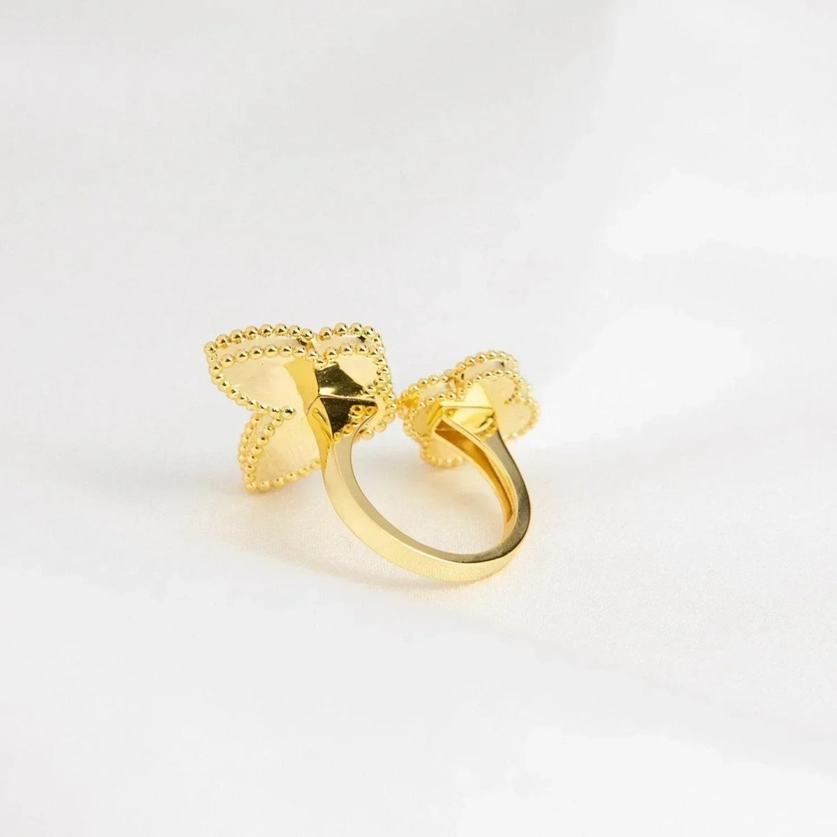 Lucky Between the Finger Ring – LUX VERSE Luxury Designer Fashion Outlet