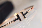 T Bracelet 1.8mm Onyx Rose Gold – LUX VERSE Luxury Designer Fashion Outlet