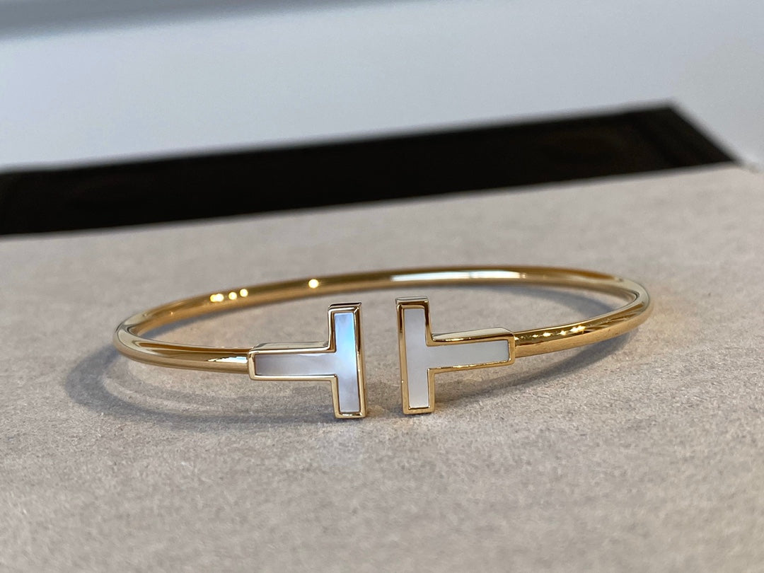 T Bracelet 1.8mm Mop Gold – LUX VERSE Luxury Designer Fashion Outlet
