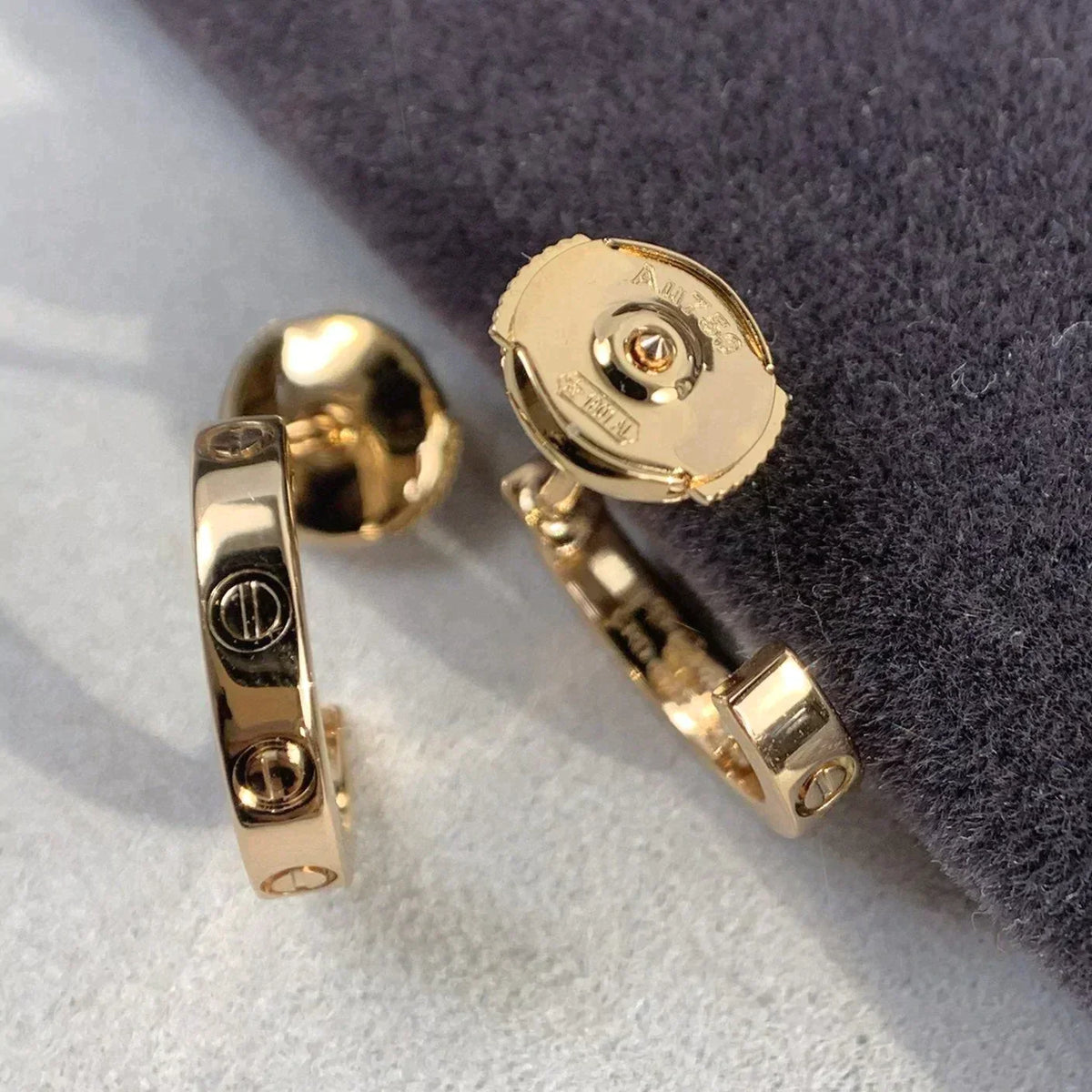Love Earrings 2.65mm Rose Gold – LUX VERSE Luxury Designer Fashion Outlet