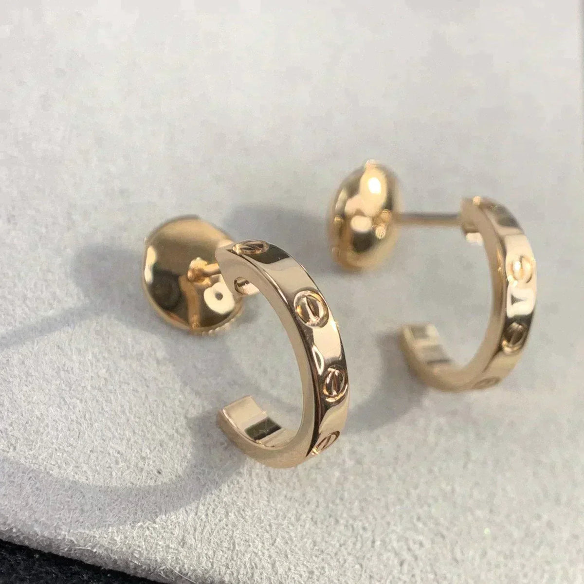 Love Earrings 2.65mm Rose Gold – LUX VERSE Luxury Designer Fashion Outlet