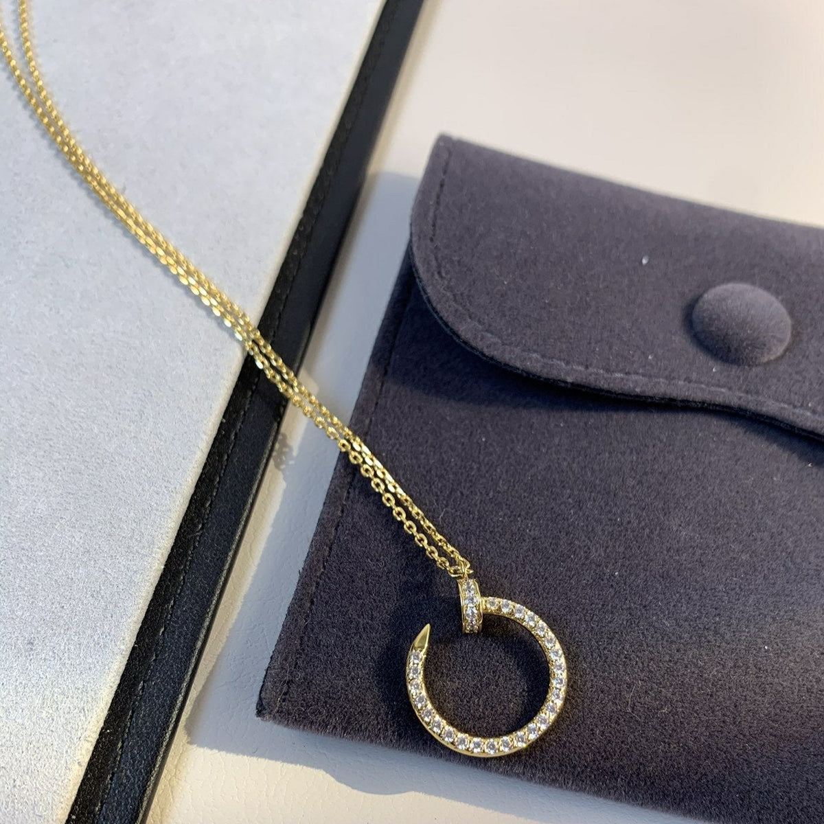 Juste Necklace Gold Diamonds – LUX VERSE Luxury Designer Fashion Outlet