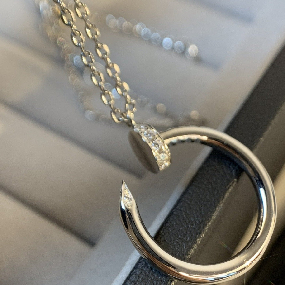 Juste Necklace Silver – LUX VERSE Luxury Designer Fashion Outlet