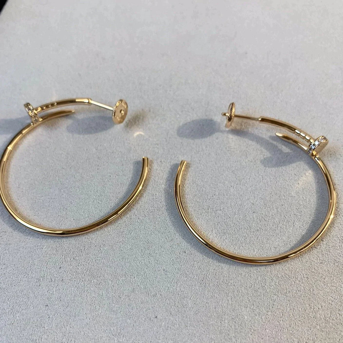 Juste Earrings Gold Diamonds 1.8mm – LUX VERSE Luxury Designer Fashion Outlet