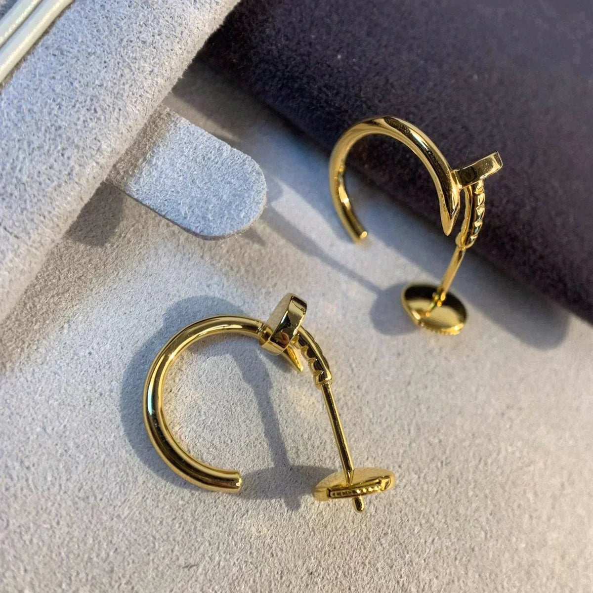Juste Earrings Gold – LUX VERSE Luxury Designer Fashion Outlet