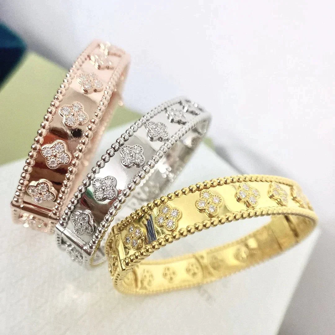 Clover Bracelet 8mm Diamonds – LUX VERSE Luxury Designer Fashion Outlet