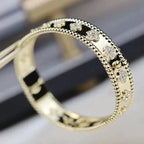 Clover Bracelet 8mm Diamonds – LUX VERSE Luxury Designer Fashion Outlet