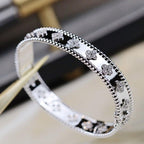 Clover Bracelet 8mm Diamonds – LUX VERSE Luxury Designer Fashion Outlet