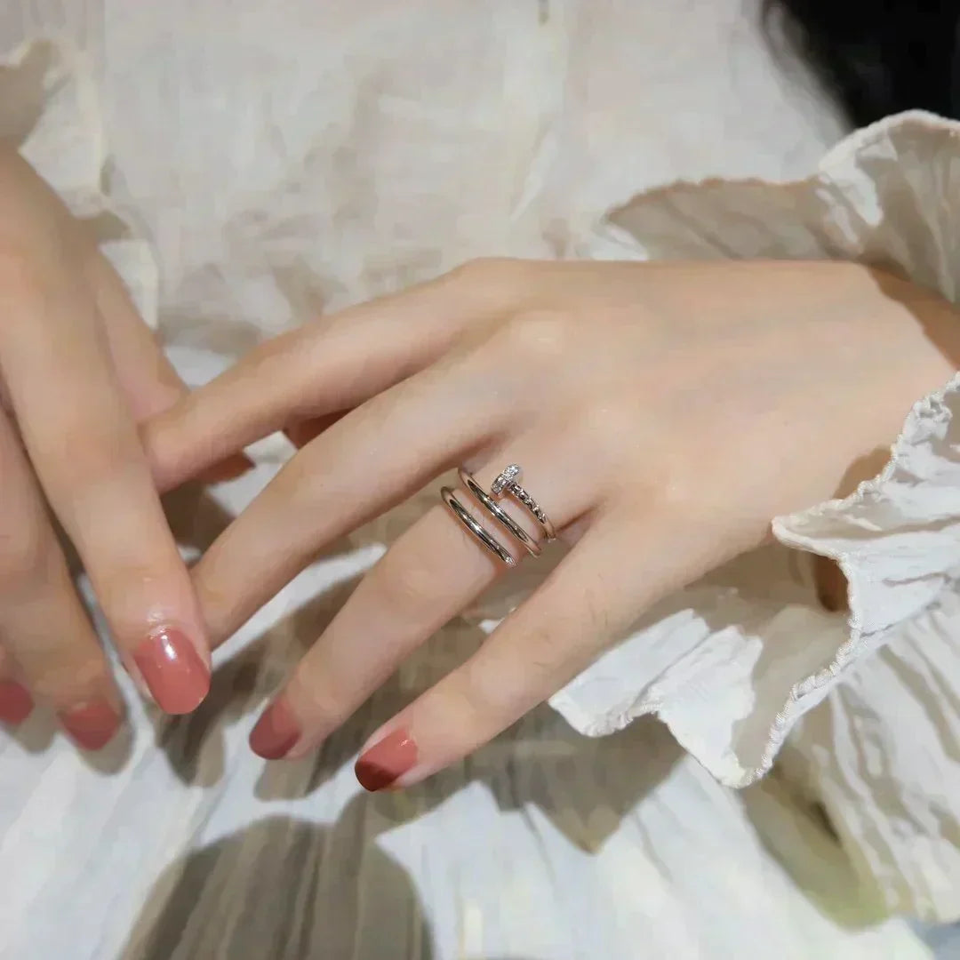 Juste Ring 1.8mm Silver Double Row – LUX VERSE Luxury Designer Fashion Outlet