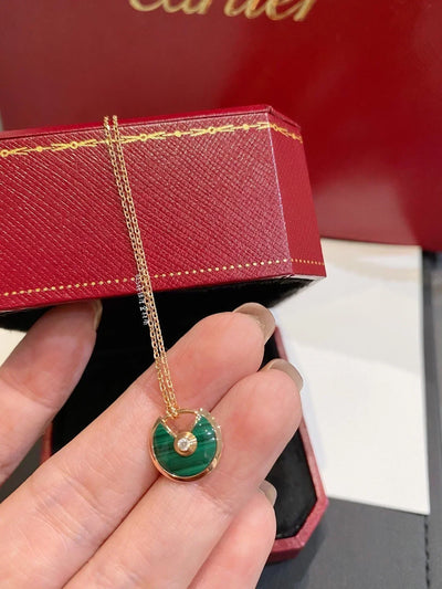 AMULETTE ROSE GOLD MALACHITE NECKLACE