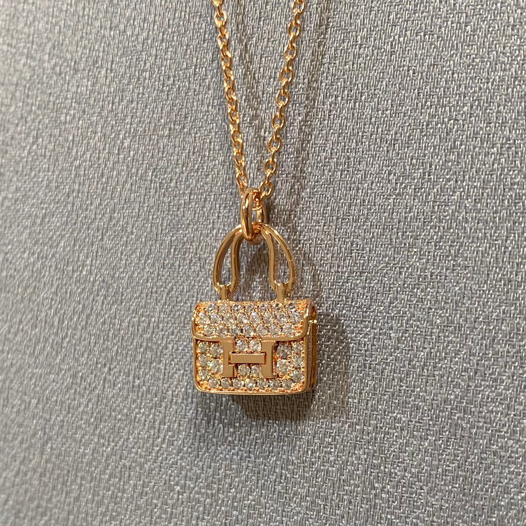 Constance Pedant Diamond Necklace – LUX VERSE Luxury Designer Fashion Outlet