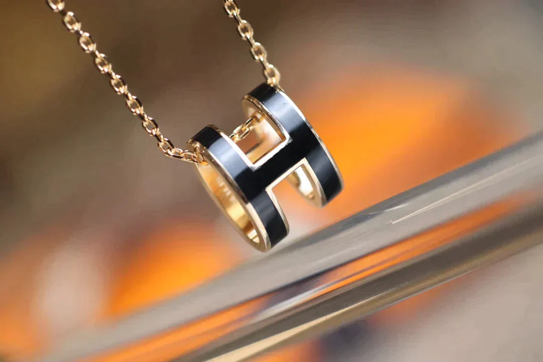 Pop H Pedant Rose Gold – LUX VERSE Luxury Designer Fashion Outlet