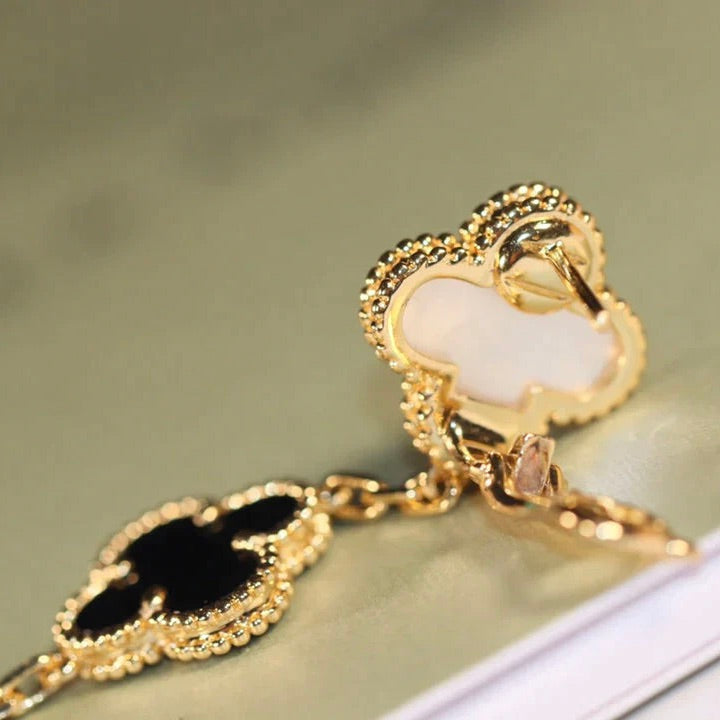 Clover 3 Motif Onyx Mop Earrings – LUX VERSE Luxury Designer Fashion Outlet