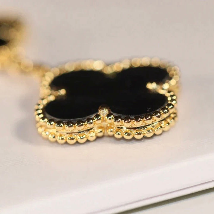 Clover 3 Motif Onyx Mop Earrings – LUX VERSE Luxury Designer Fashion Outlet