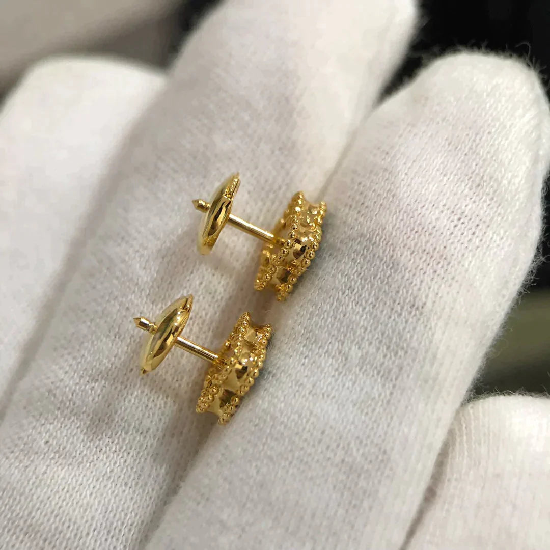 Clover Mini 9.5mm Malachite  Earrings – LUX VERSE Luxury Designer Fashion Outlet