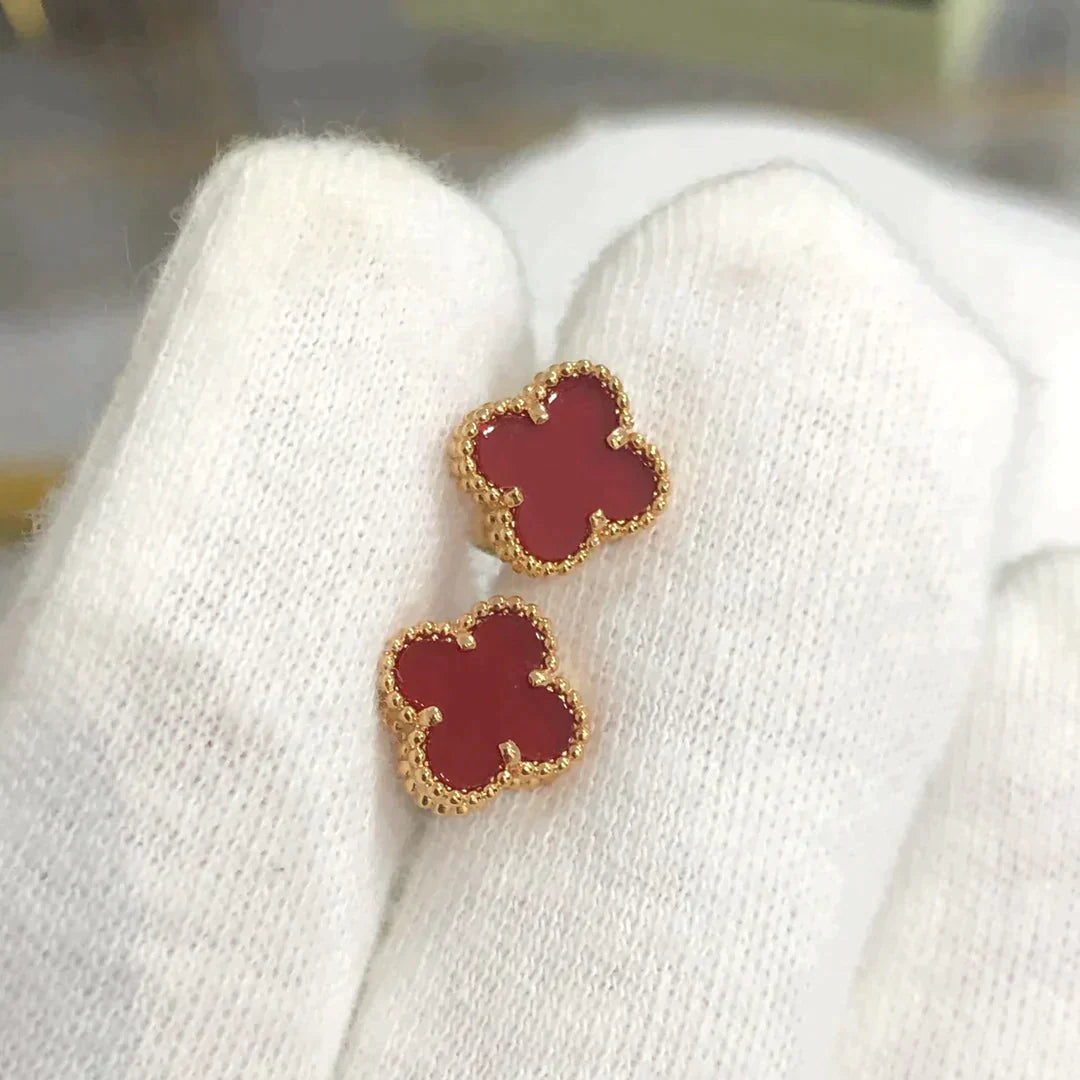Clover Mini 9.5mm Carnelian Earrings – LUX VERSE Luxury Designer Fashion Outlet
