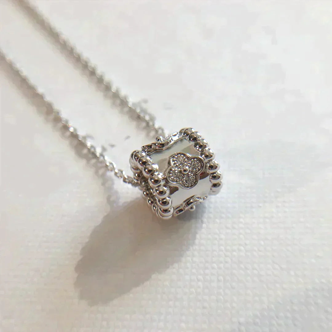 Perlee Pedant Necklace Silver – LUX VERSE Luxury Designer Fashion Outlet