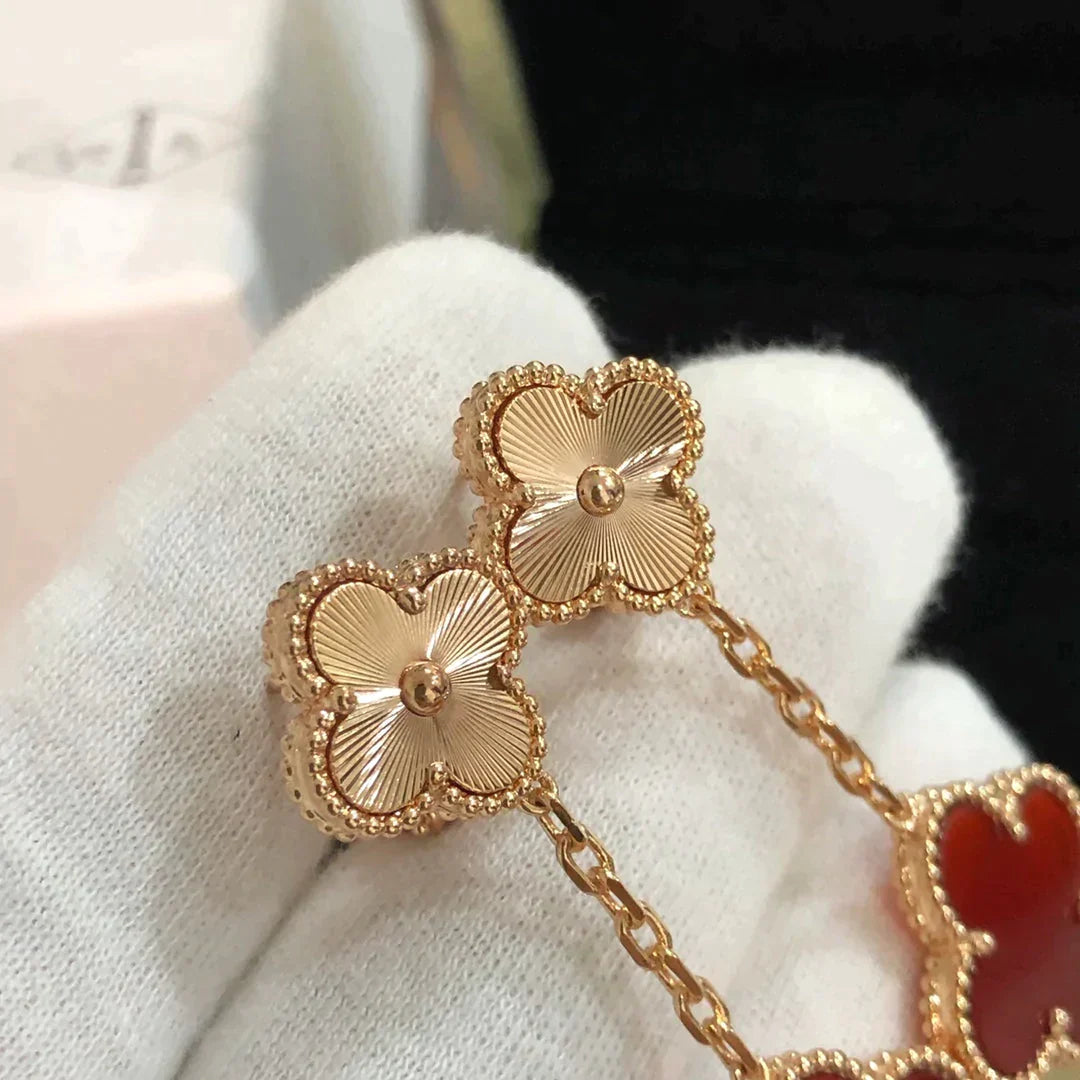 Clover 2 Motif  Laser Carnelian Earrings – LUX VERSE Luxury Designer Fashion Outlet