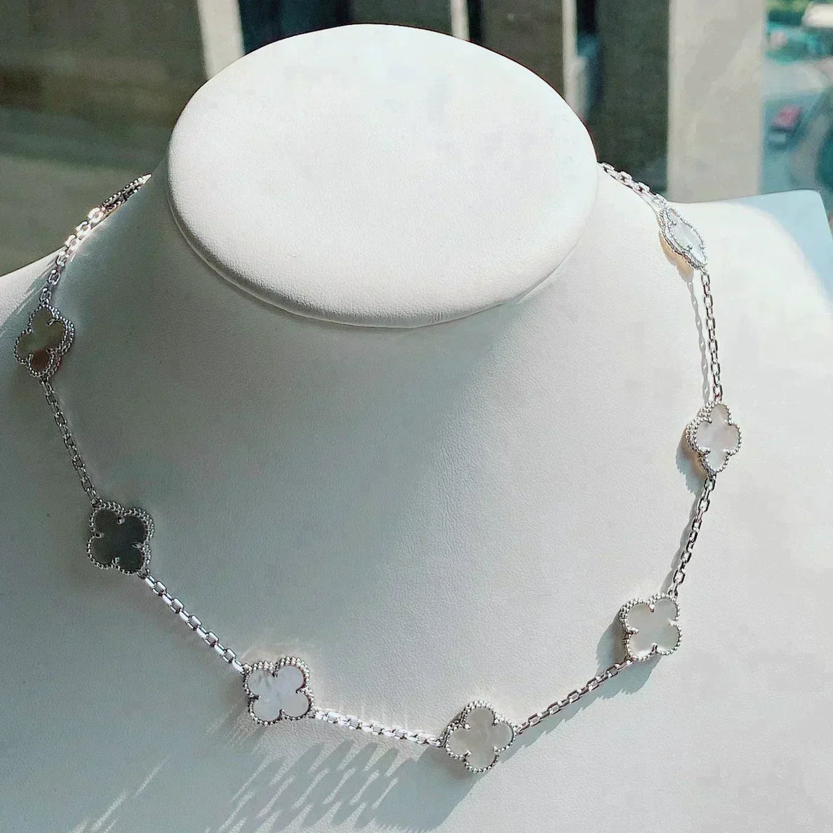 Clover Vintage White Mop Necklace 10 Motifs Silver – LUX VERSE Luxury Designer Fashion Outlet