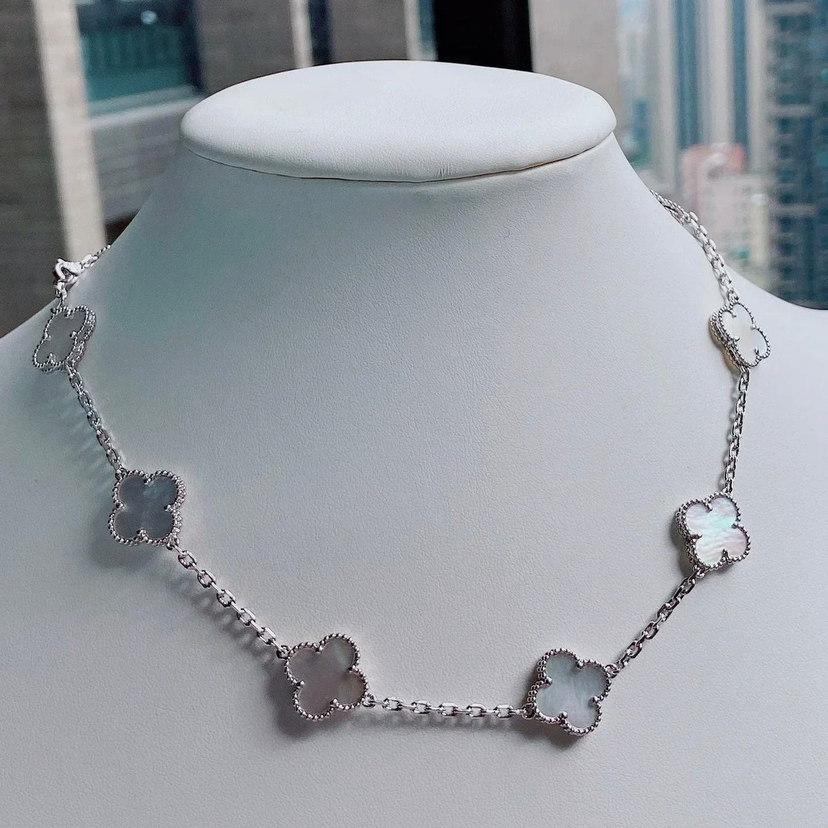 Clover Vintage White Mop Necklace 10 Motifs Silver – LUX VERSE Luxury Designer Fashion Outlet