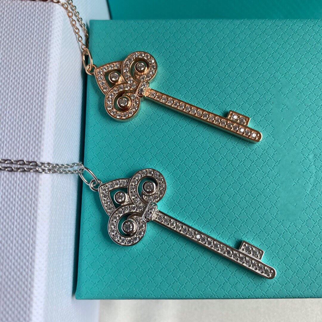 Key Necklace Diamond – LUX VERSE Luxury Designer Fashion Outlet