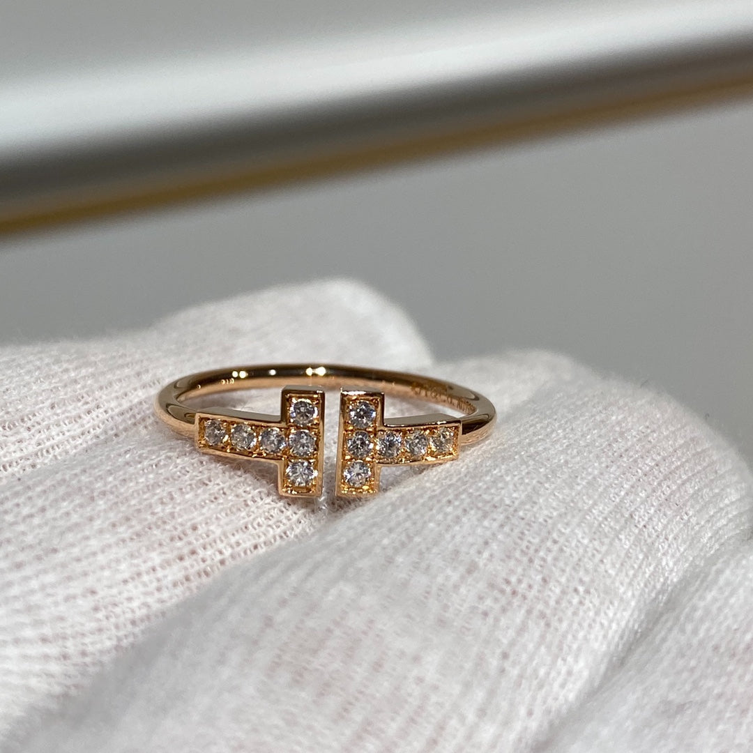 T Wire Ring Diamond Rose Gold – LUX VERSE Luxury Designer Fashion Outlet