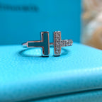 T Wire Turquoise Diamond Ring Silver – LUX VERSE Luxury Designer Fashion Outlet