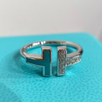 T Wire Turquoise Diamond Ring Silver – LUX VERSE Luxury Designer Fashion Outlet