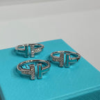 T Wire Turquoise Diamond Ring Silver – LUX VERSE Luxury Designer Fashion Outlet