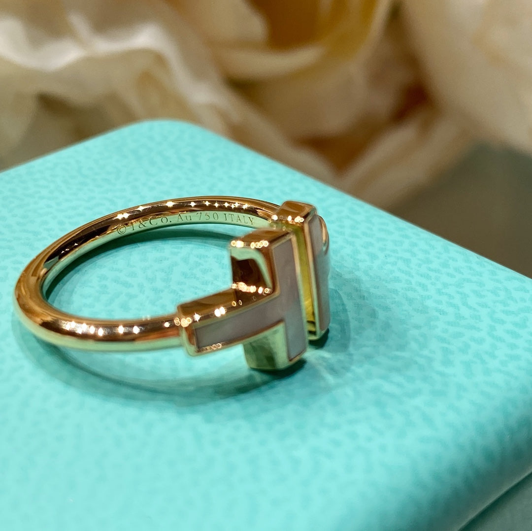 T Wire Mop Ring Rose Gold – LUX VERSE Luxury Designer Fashion Outlet