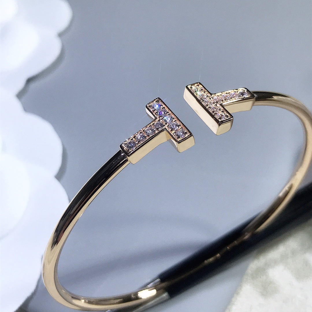 T Bracelet Rose Gold 1.8mm Diamond – LUX VERSE Luxury Designer Fashion Outlet