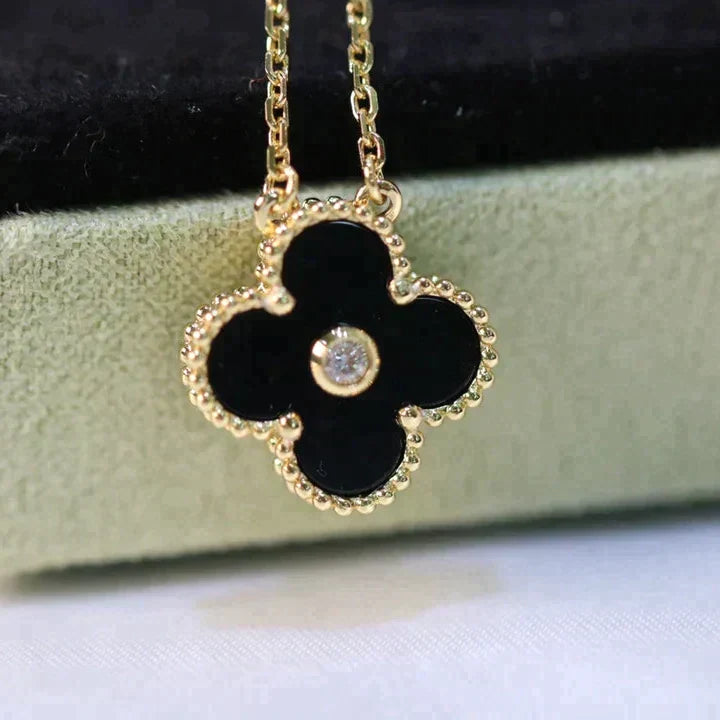Clover 15mm Diamond Onyx Necklace – LUX VERSE Luxury Designer Fashion Outlet