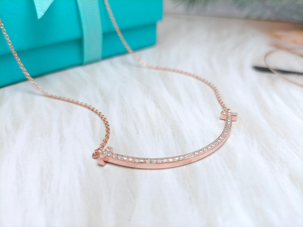 Big Smile Pedant Diamond Necklace – LUX VERSE Luxury Designer Fashion Outlet