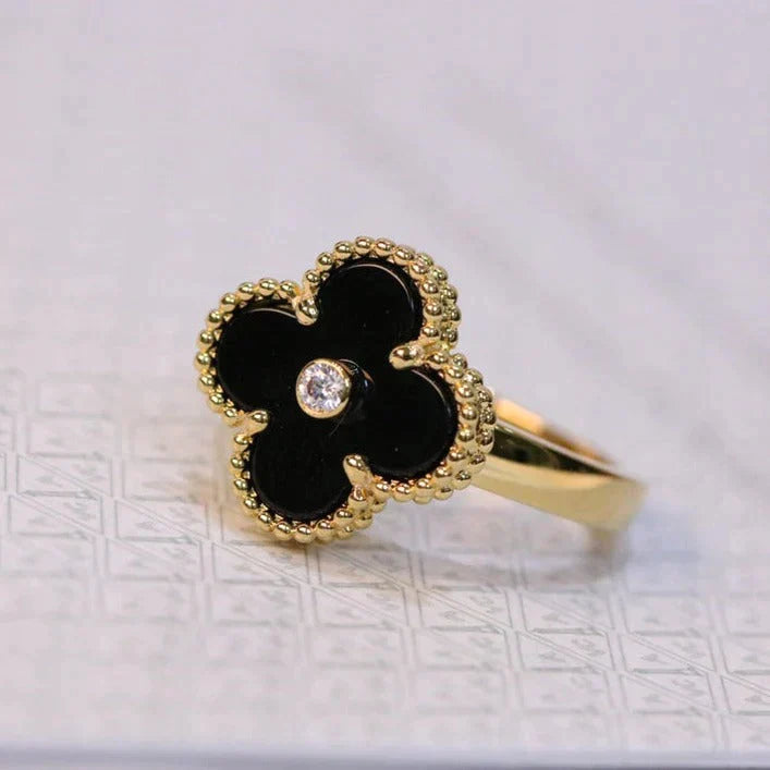Clover Onyx Ring Gold Diamond – LUX VERSE Luxury Designer Fashion Outlet