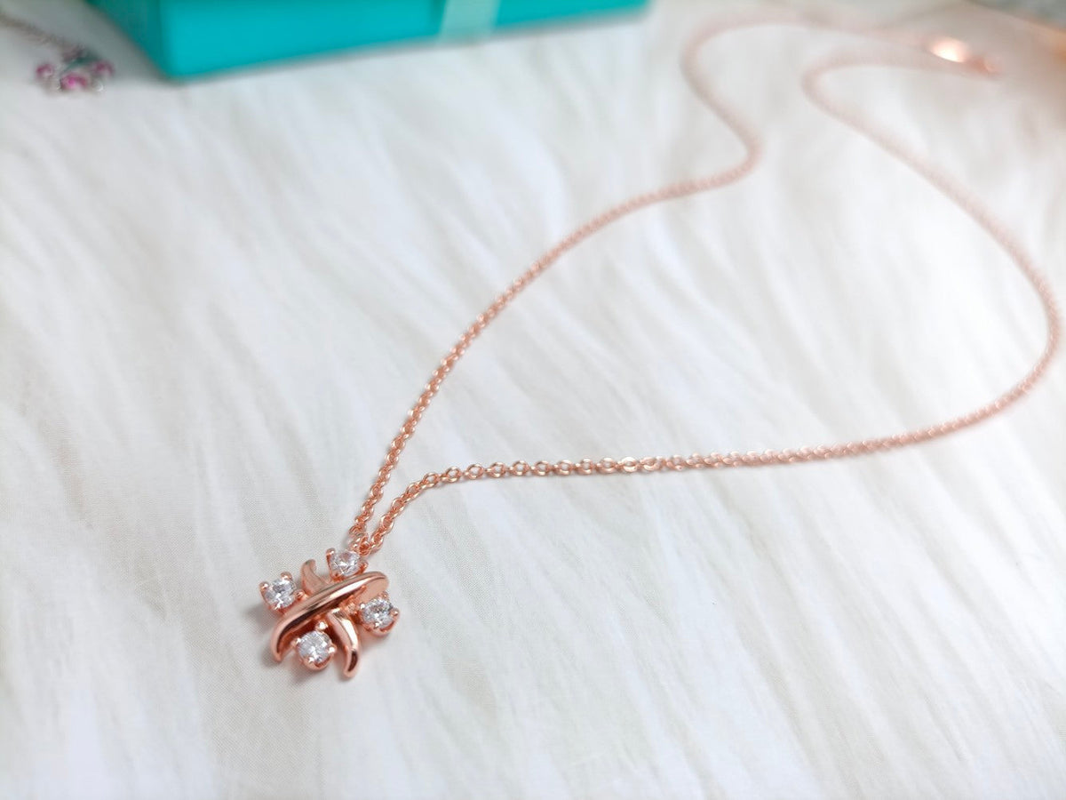 Pinwheel Necklace Diamond – LUX VERSE Luxury Designer Fashion Outlet