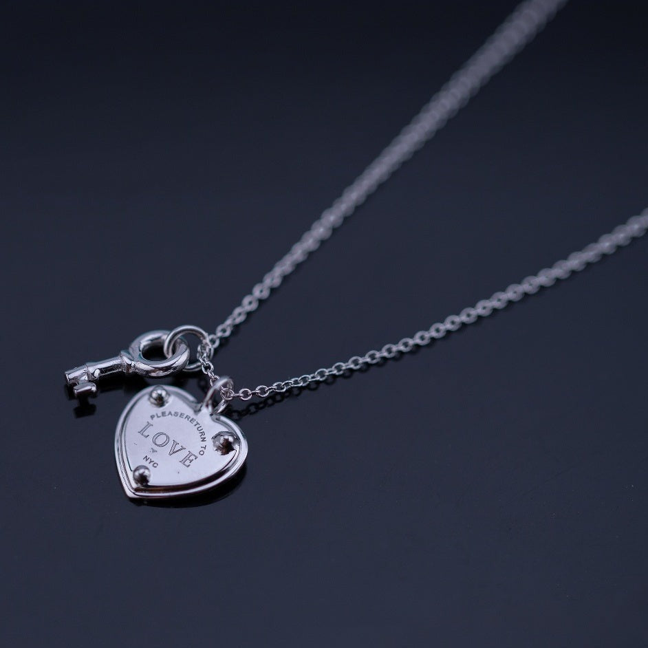 Key and Heart Silver Necklace – LUX VERSE Luxury Designer Fashion Outlet