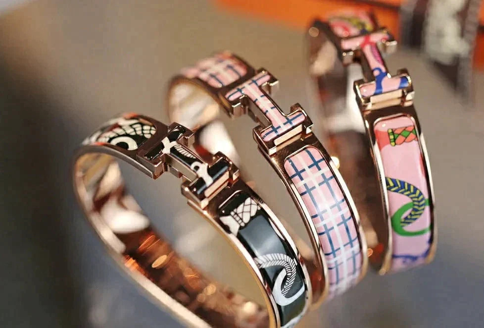 H Tartan Bracelet 12mm – LUX VERSE Luxury Designer Fashion Outlet